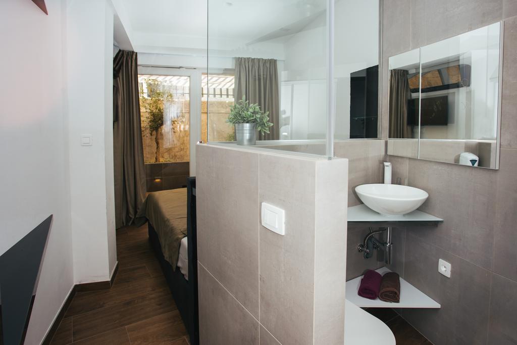 Marinac City Center Apartments & Rooms Split Bagian luar foto